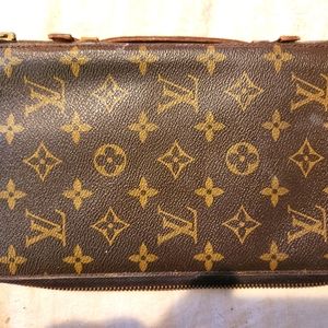 Louis Vuitton escapade escovedo travel organizer clutch wallet